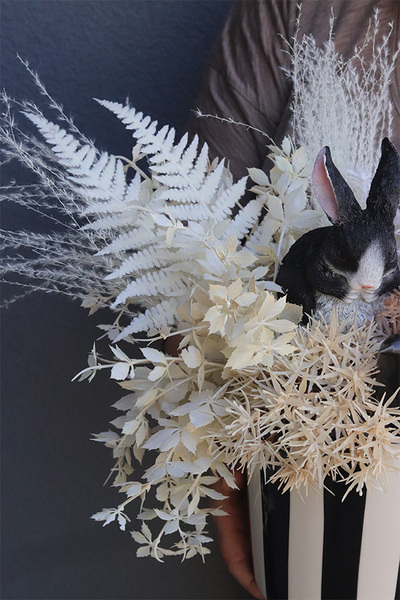 Beige Boho, wiosenny stroik z zajączkiem