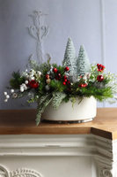 Zima w Lesie, świąteczny stroik z choineczkami