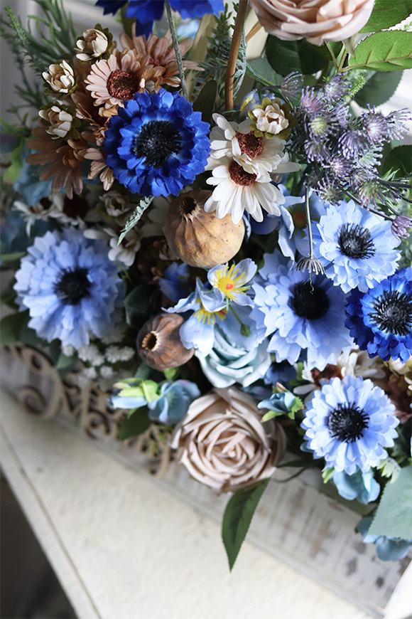 Niebieska Polana, dekoracja nagrobna z dedykacją