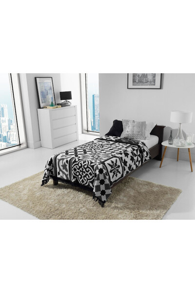 Makao, miękki koc z frędzlami