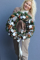 Ren Ski, zimowy wianek z reniferem i piernikami