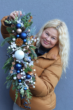 Dark Blue Eveline, girlanda zimowa stroik na ścianę, dł.70cm