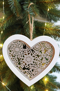 OD RĘKI Merry Xmas, drewniana zawieszka serce, wym.19x1x27cm