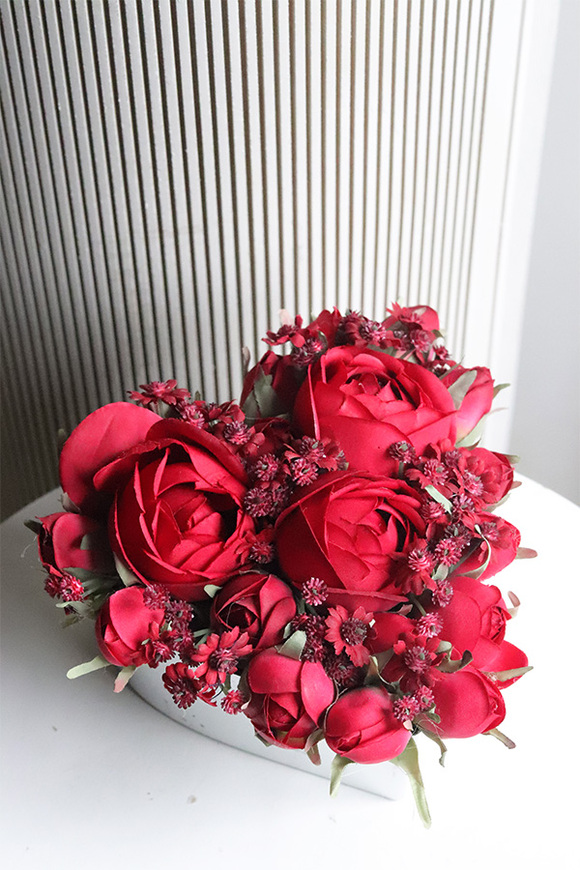 Heartino Red, kompozycja nagrobna w kształcie serca