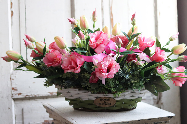 Benussi kosz z różowymi kwiatami, wym.34x70cm