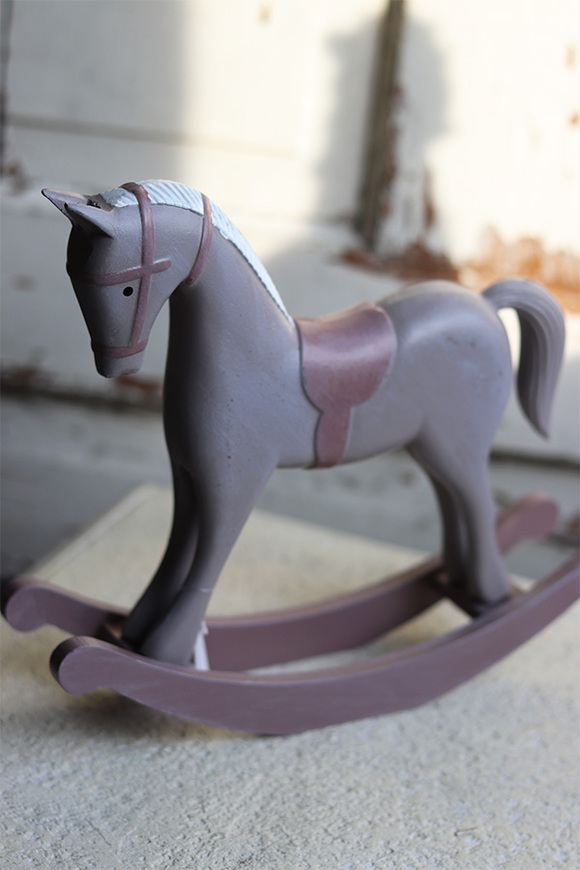 Konik na Biegunach 2, figurka dekoracyjna, drewniana