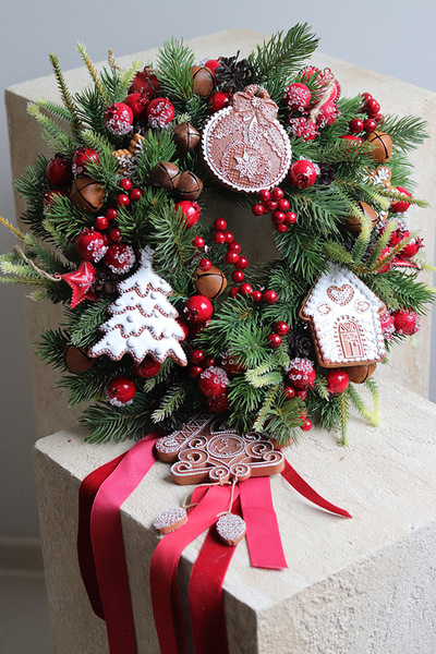 Gingerbreads, świąteczny wianek na drzwi