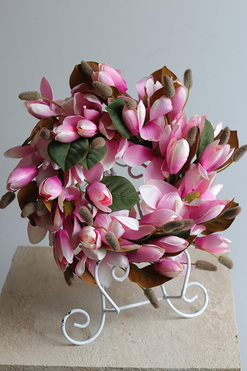 OD RĘKI Magnolia Różowa, wianek z kwiatów magnolii, śr.26cm 