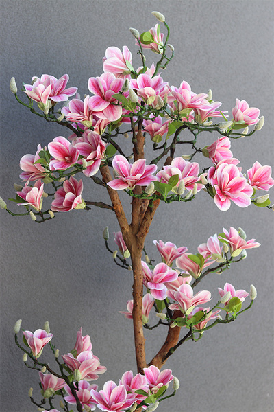 Pink Magnolia, sztuczne drzewko