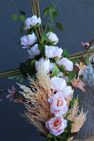 Chrisiana, dekoracja nagrobna "krzyż" z kwiatami, dł.78cm