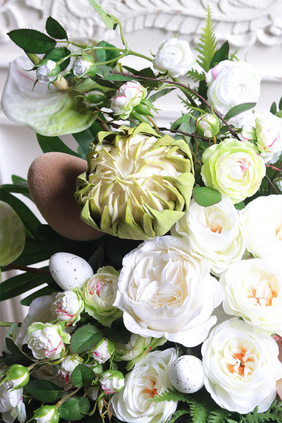 Luksuria Volcan, wielkanocna kompozycja nagrobna w misie