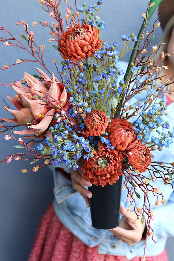 Domero, bukiet nagrobny we wkładzie, dł.74cm