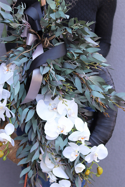  Elanea Nero Orchid 3, elegancki wieniec nagrobny