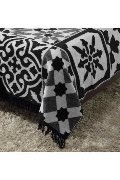 Makao, miękki koc z frędzlami