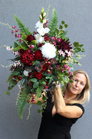 Bordita, kompozycja nagrobna w misie