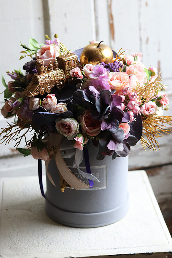 Fioletta Goldi LED, flowerbox świąteczny z orchideą