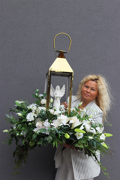 Angelo Garden Premium 3, lampion nagrobny z kwiatami