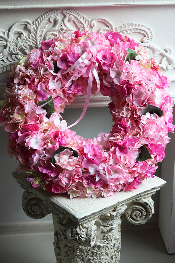 Hortensje Pinky, różowy wianek z hortensji na drzwi