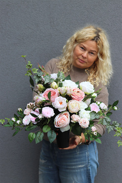 Cabellia, bukiet nagrobny we wkładzie, dł.57cm 