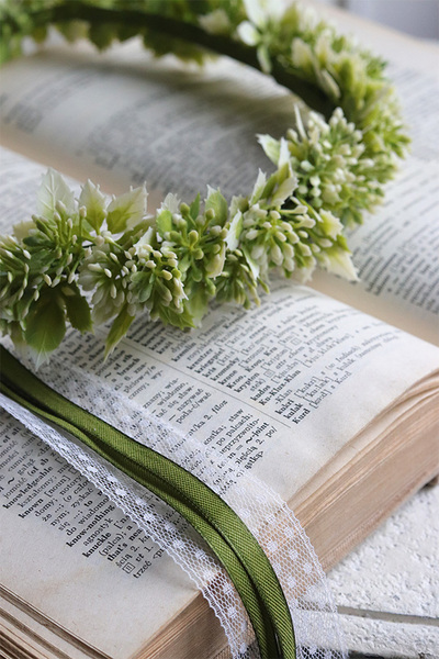 Olimpia Green, komunijny wianek na głowę