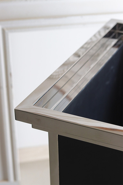 Royal Grey, metalowa donica z półką