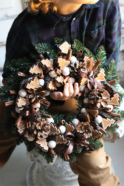 bożonarodzeniowy wianek, Pierniki, śr.33cm