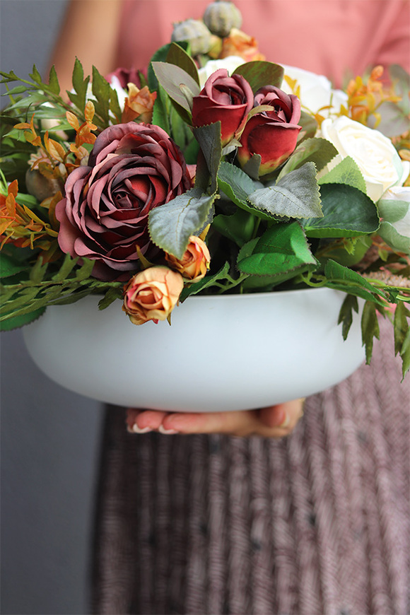 Japosti Cecile, kompozycja w szklanej misie