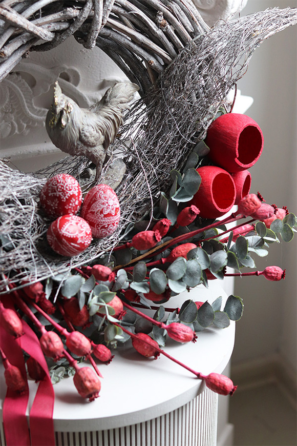  Czerwony Kurnik, wielkanocny wianek na drzwi