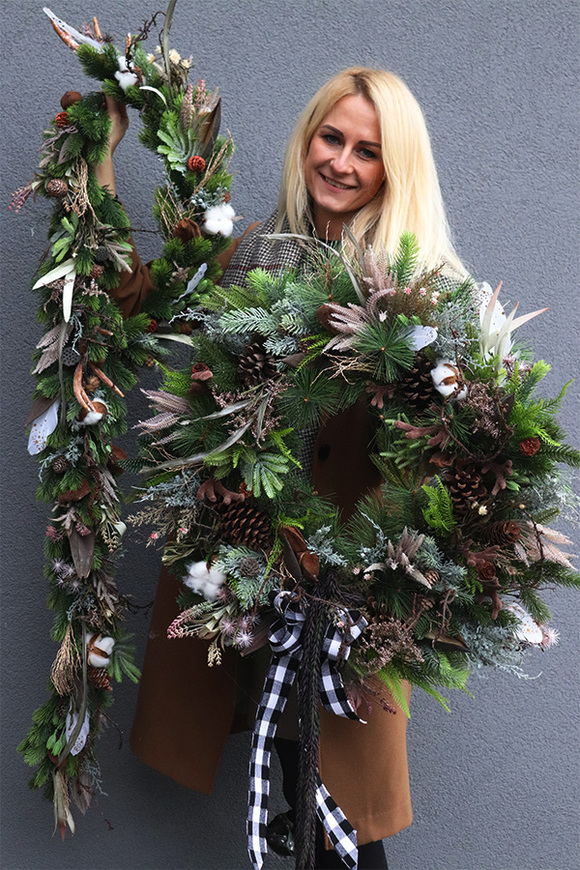 leśny wianek zimowy, Monique