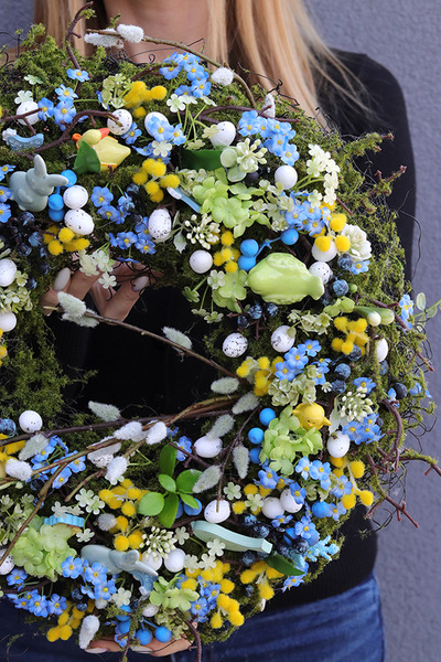 Spring Design, wiosenny wianek na drzwi