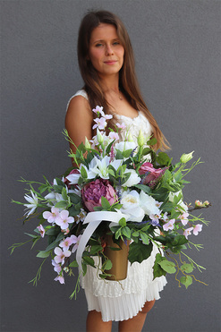 Gerista, bukiet nagrobny we wkładzie, wys.60cm