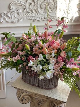 Tulipanessa kompozycja kwiatowa / bukiet, wys.40cm