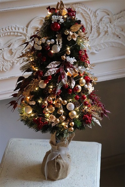 Illana Christmas, choinka sztuczna udekorowana