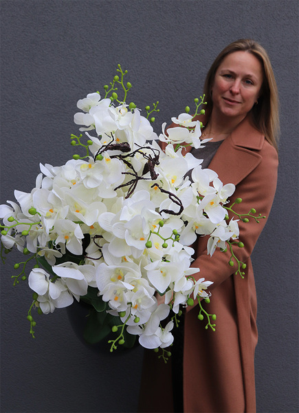 Black Fiberglass Silicone, gumowy storczyk w czarnej donicy z fiberglass, wys.122cm