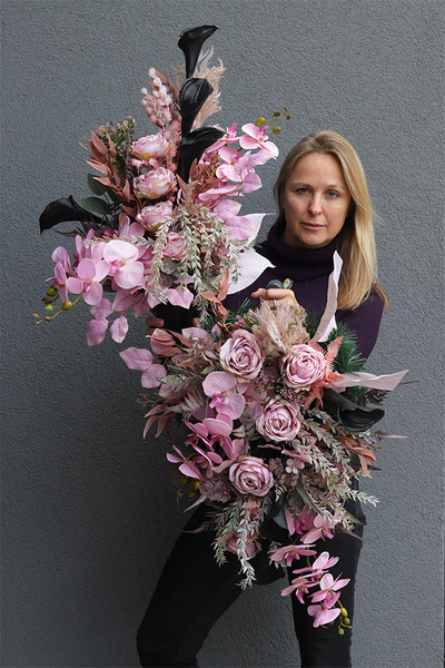 Prometia, komplet dekoracji nagrobnych