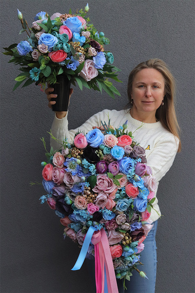 Sara Pastels, bukiet nagrobny we wkładzie do wazonu