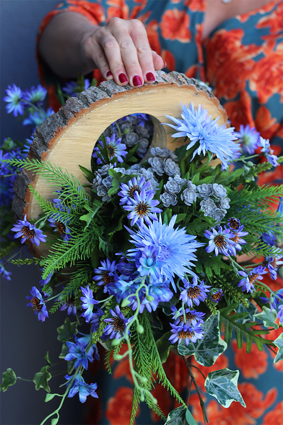 Meruta Angels, dekoracja nagrobna na plastrze drewna