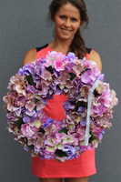 Leopoldi, fioletowo-różowy wianek z hortensjami