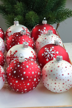 Polska Zima, szklane bombki w pudełku, 12 sztuk