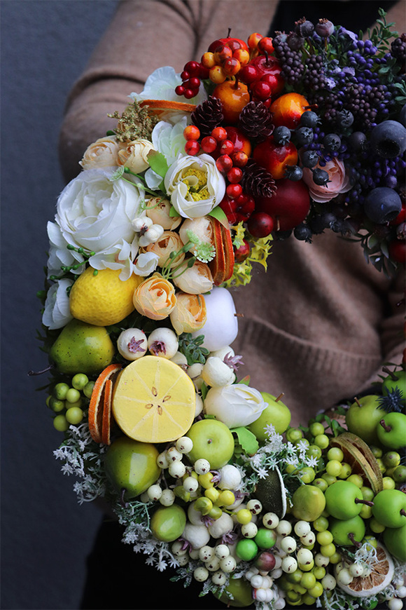 dekoracyjny wianek z owocami, Tęczowe Montello 2