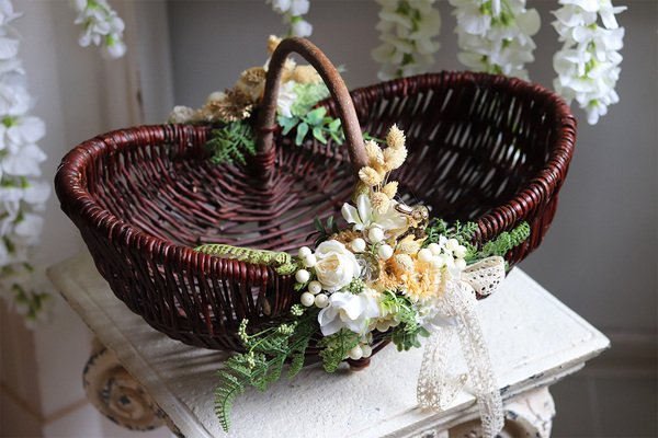 Nelista, dekorowany koszyczek wielkanocny, wys.25cm