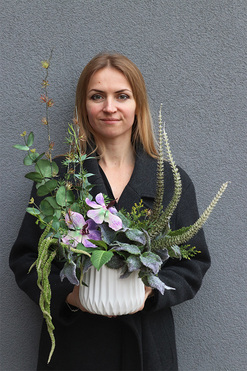 Hiltonia Midi, kompozycja kwiatowa, wys.54cm 