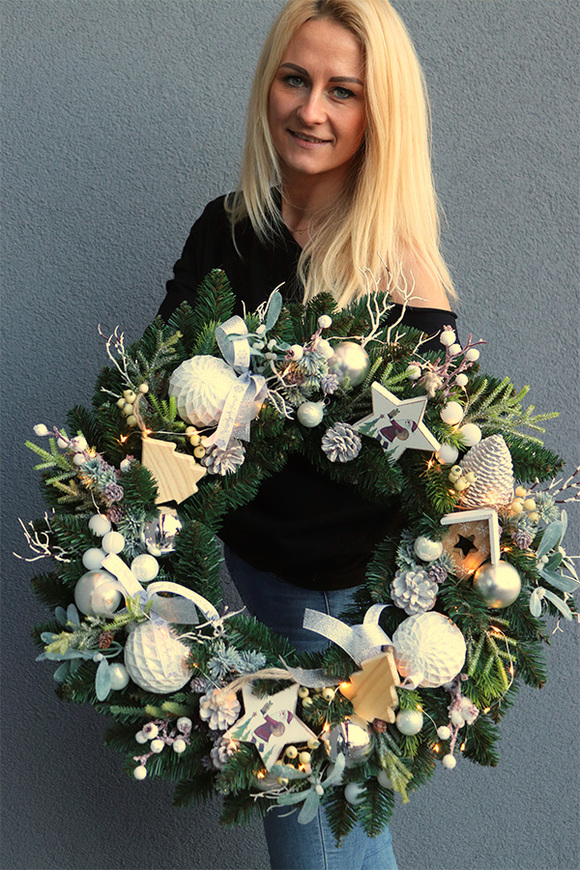 Scandi Effect, świąteczny wianek, LED