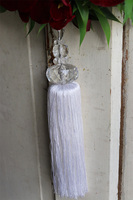 asymetryczny wianek z chwostem, Orchidelia Velurro Red, śr.42cm 