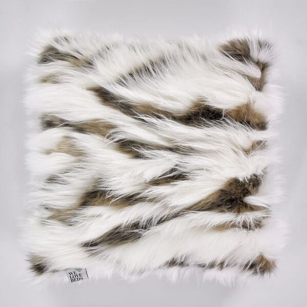 Fluffy, poduszka dekoracyjna z futerkiem, biało-brązowa, wym.50x50cm 