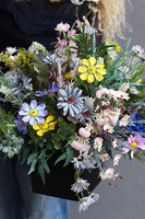 Polne Kwiaty 3, nagrobna dekoracja w osłonce