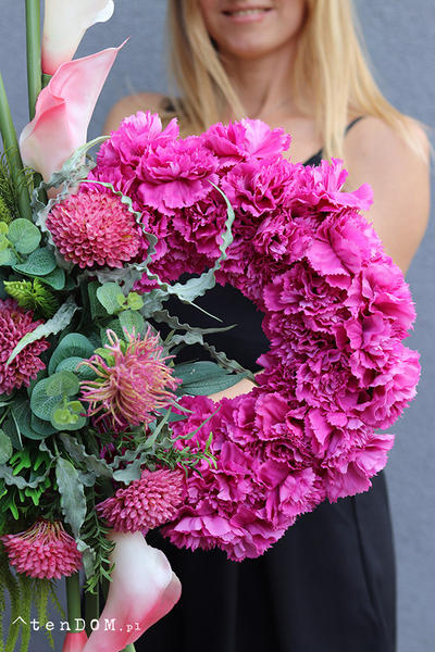 Różowa Magia, oryginalny wieniec nagrobny