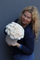 Soap Opera Red, flowerbox na walentynki z mydlanymi różami