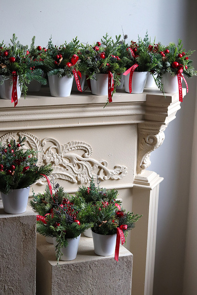 Figaro Hilton Mini, świąteczny stroik z jagodami