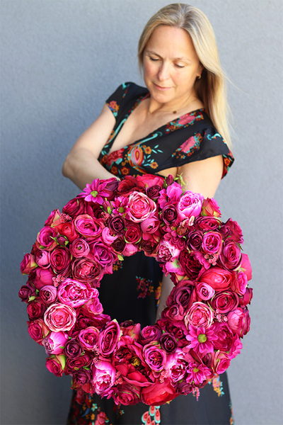 Fuksjana Brightenna, energetyczny różowy wianek, śr.50cm 